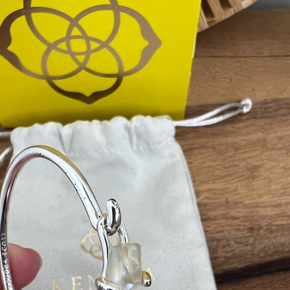 NWT Kendra Scott Collins Cuff - Picture 17 of 17